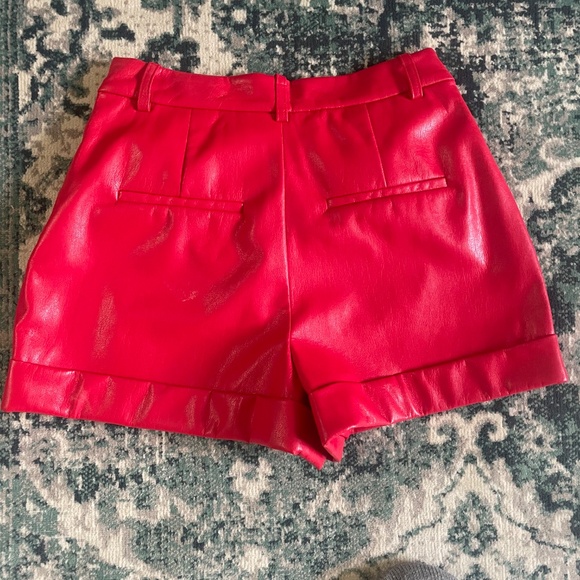 Alice and Olivia Conroy Vegan leather shorts - Picture 3 of 4